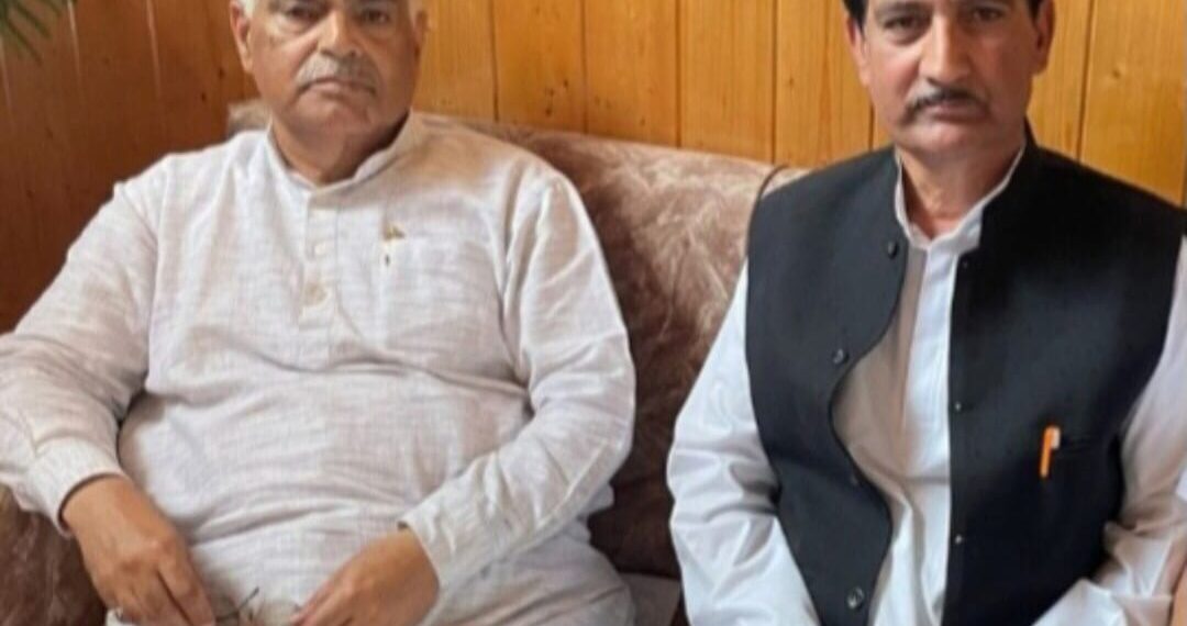 Mohammad Amin Shah Raises Ganderbal’s Healthcare, Sports Infrastructure Issues with Ashok Koul