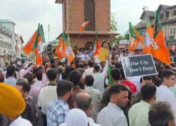 BJP, NC Hold Separate Protests in Srinagar; Police Stop Marches Towards Secretariat, BJP Office