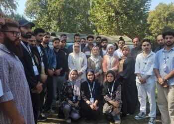 Dr Syed Darakhshan inaugurates Mega Blood Donation Camp in Srinagar