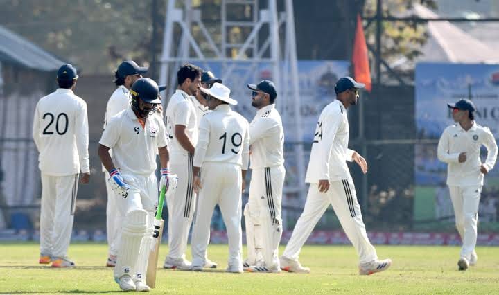 J&K Begin 279-Run Chase, Need 262 More to Win Irani Cup