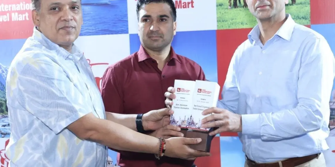 J&K Tourism bags two awards at IITM Mumbai – Best Adventure and best Experiential Tourism destination Award.