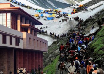 Police refute allegations of lathi charge on Amarnath pilgrims