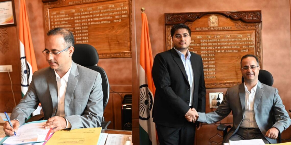 M. Shahid Saleem assumes charge of DC Shopian