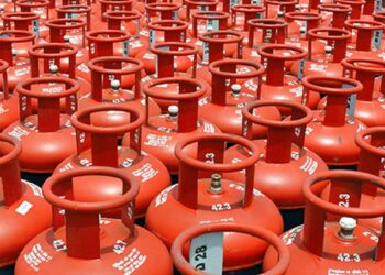 Oil marketing companies increase price of 19 kg commercial LPG cylinder by Rs 39