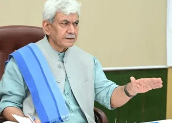 Delegation of Pahari Community from Kashmir calls on LG