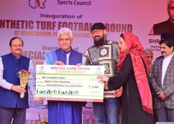 Lt Governor felicitates medal winners of National & International Competitions for the years 2021-22 and 2022-23