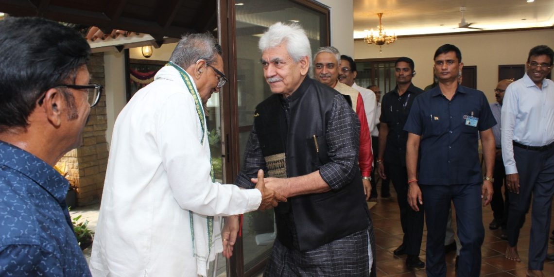 Lt Governor interacts with BHU Alumni at Hyderabad