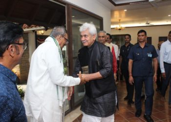 Lt Governor interacts with BHU Alumni at Hyderabad