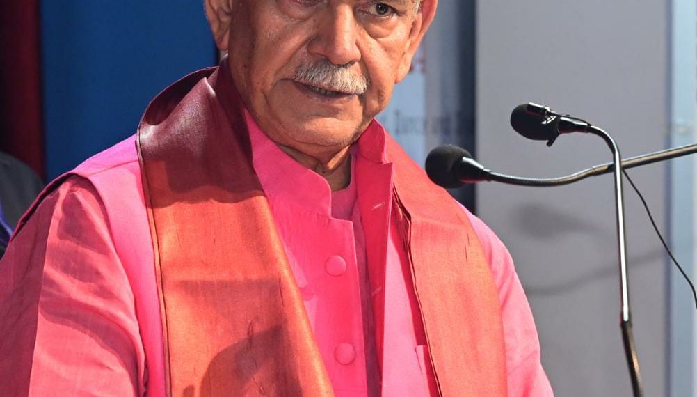 Lt Governor inaugurates 3-day long Amrit Yuva Kalotsav at Srinagar