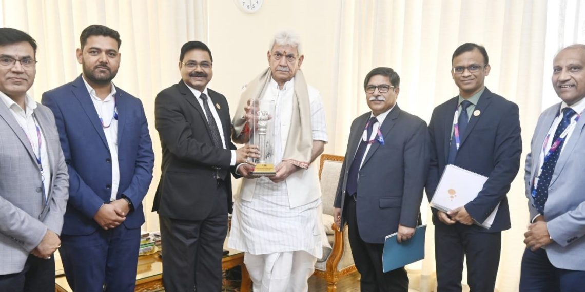 Political Leaders, CGM SBI and J&K Sharnarthi Action Committee delegation call on Lt Governor