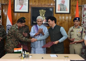 Ministry of Defence (MoD) on Monday signed a Memorandum of Understanding (MoU) with the Ministry of Home Affairs (MHA) through UT government.