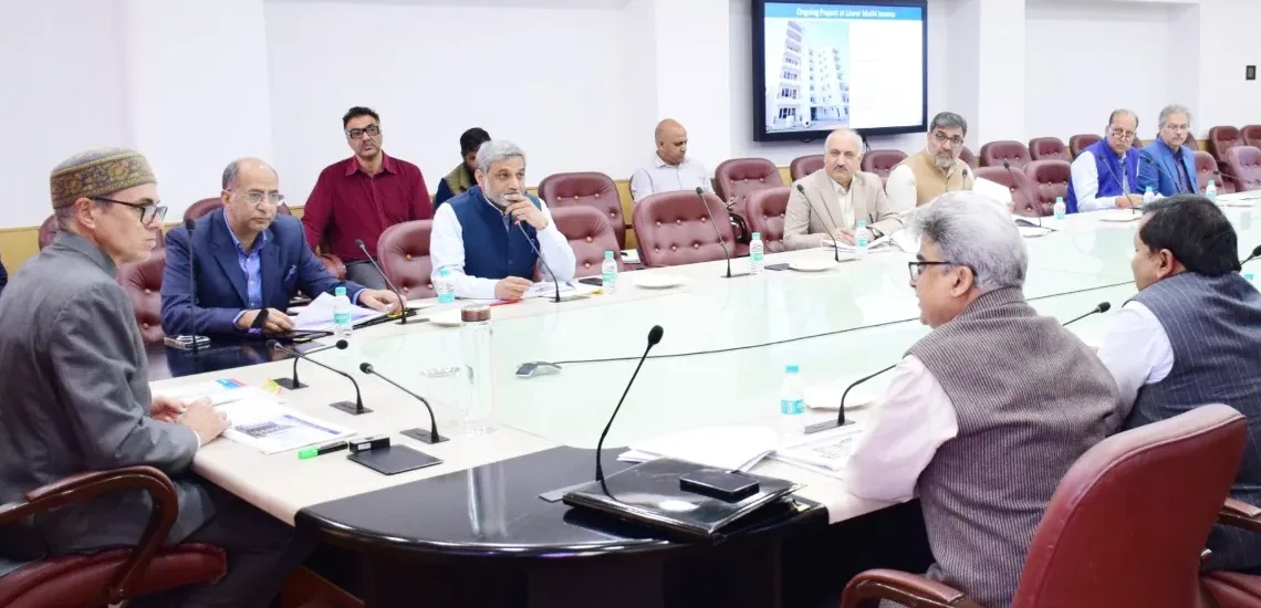 CM Omar Abdullah chairs meeting to review functioning of Estates department