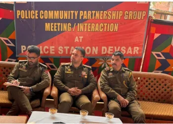 Police facilitates Police Community Partnership Group (PCPG) meeting in Kulgam