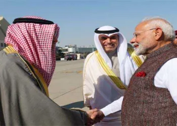 PM Modi arrives in Kuwait, in first visit by Indian PM in 43 years
