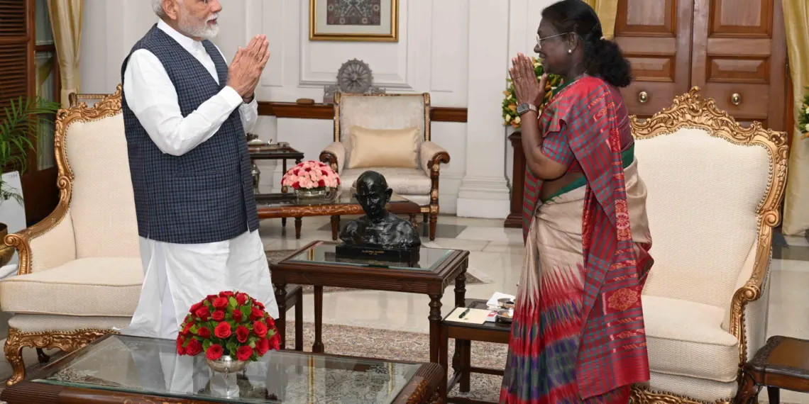 PM Modi Briefs President Murmu on Operation Sindoor