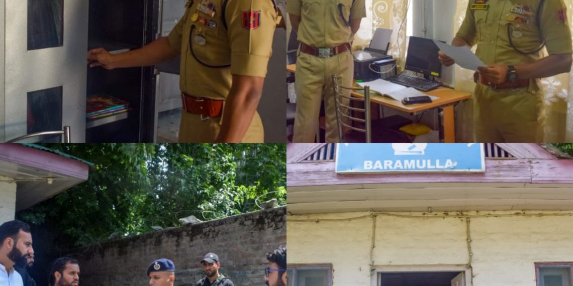 SSP Baramulla visits Police Public Library at Carriapa Park Baramulla; Interacts with students