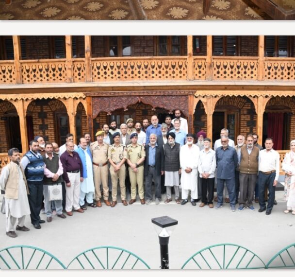 Srinagar Police Engages Retired Personnel, Assures Redressal of Welfare Concerns