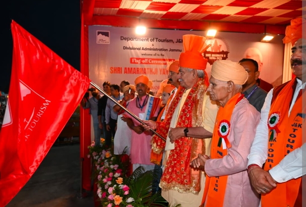 LG Manoj Sinha Flags Off First Batch of Shri Amarnath Ji Yatra 2026 Pilgrims from Jammu