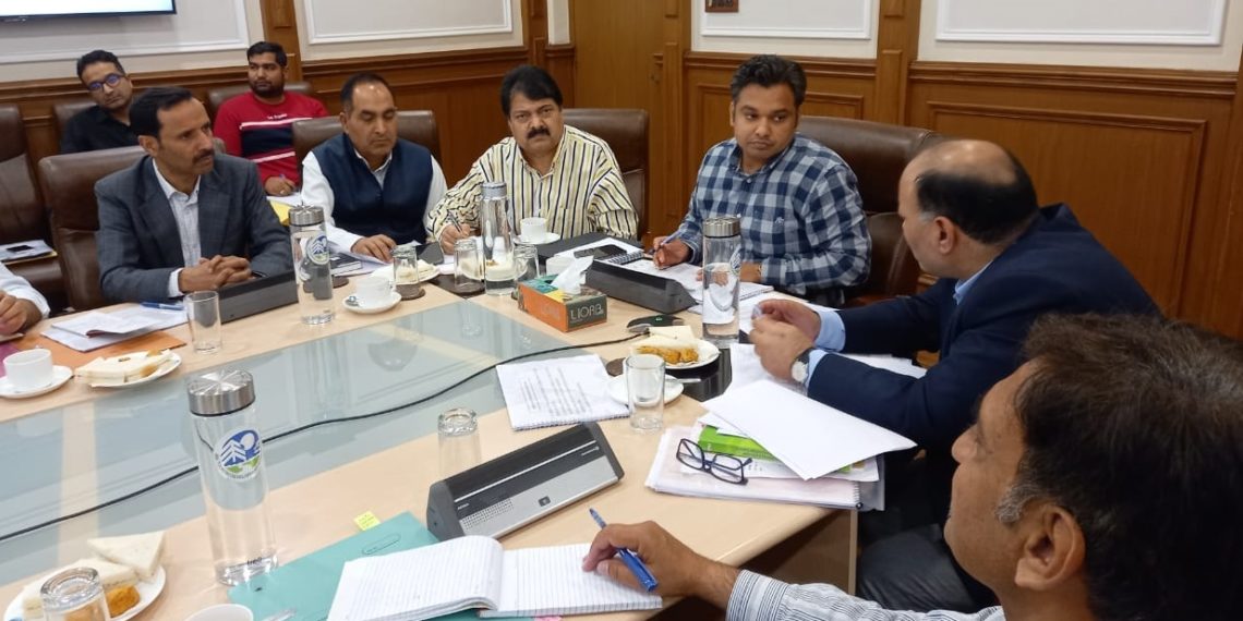 Secretary Revenue reviews functioning of Registration Department
