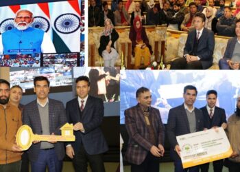Srinagar Admin Hosts Live Streaming of PM’s Interaction with Beneficiaries, launch of ‘PM-SURAJ’ portal