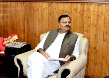 Tribal Affairs Minister reviews status of Tribal Bhawan, EMR schools