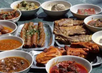 KASHMIRI CUISINE: A GASTRONOMIC ODYSSEY THROUGH PARADISE