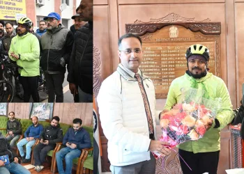 “Bicycle Man of India” calls upon DDC Shopian