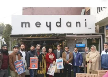 Kashmiri Handcrafts Must Evolve to Thrive in Global Fashion: Samina Khan