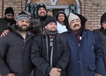 “Humanity Knows No Boundaries”: Kashmir opens mosques to stranded tourists, demonstrates unwavering spirit of humanity