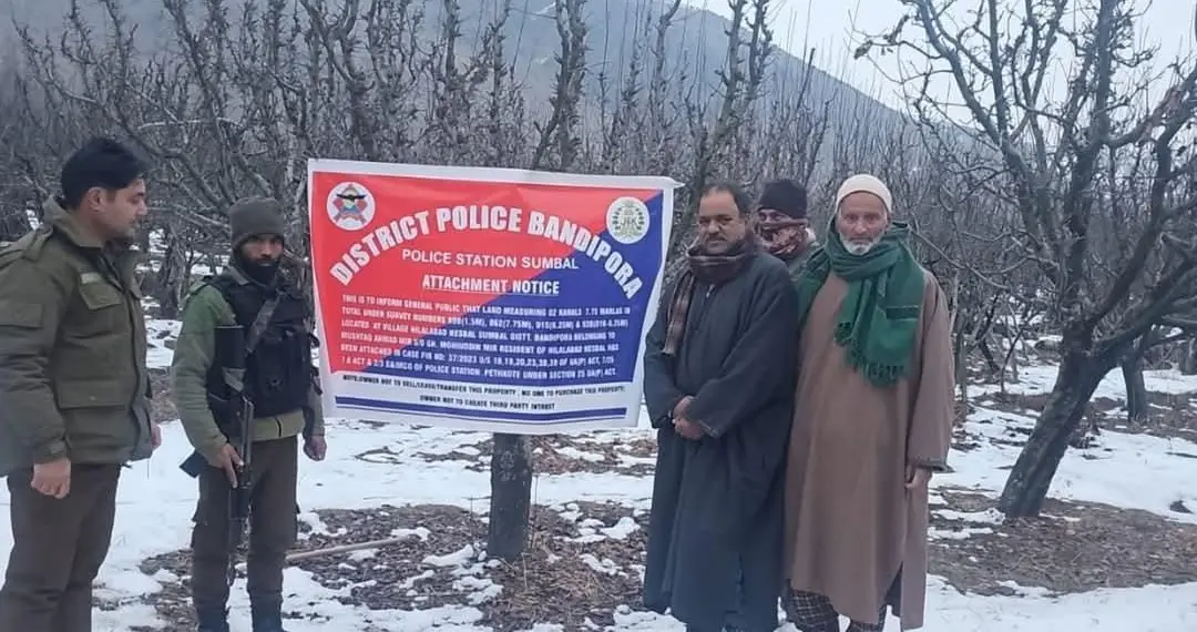 Residential land worth 52.5 lakhs of terror handler attached by Bandipora police in Sumbal