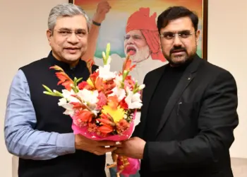 Satish Sharma calls on Union Minister Ashwini Vaishnav
