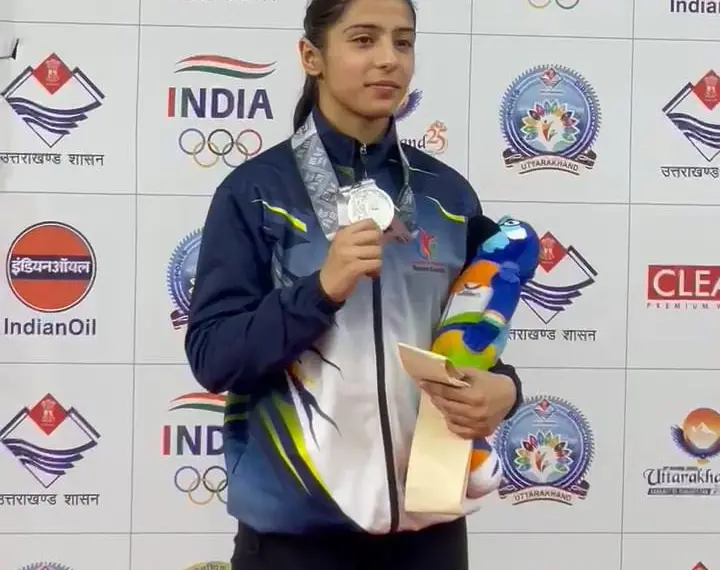 Wushu Star Ayeera Chishti Shines Again, Wins Silver at 38th National Games.