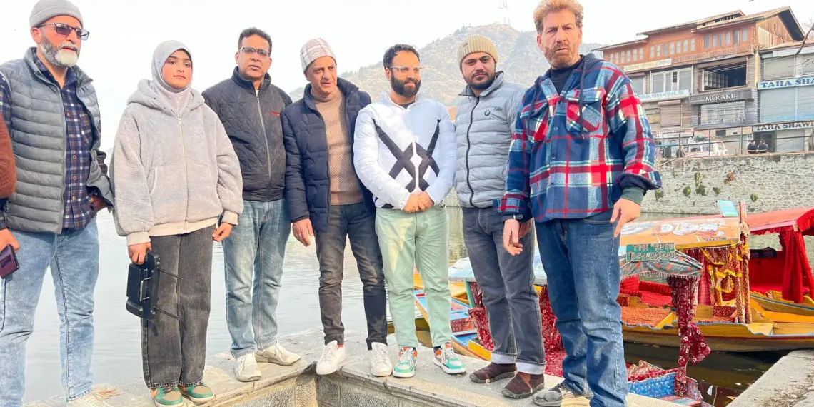 Campaign Against Polythene Reaches Dalgate: Dr. Touseef Ahmed Leads Movement in Collaboration with Bazar Committee and Civil Society