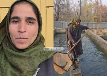 Home to Fish Farm: Budgam Woman Thrives in Fish Farming