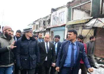 CM Omar Abdullah visits Sonamarg, assesses fire damage