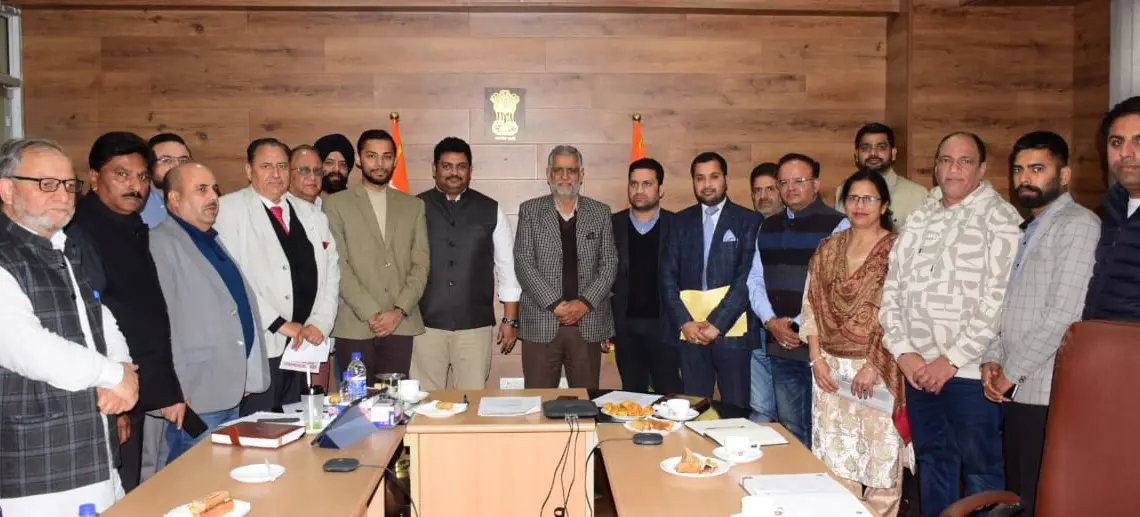 Jammu Newspaper Editors Guild Submits Memorandum to Government