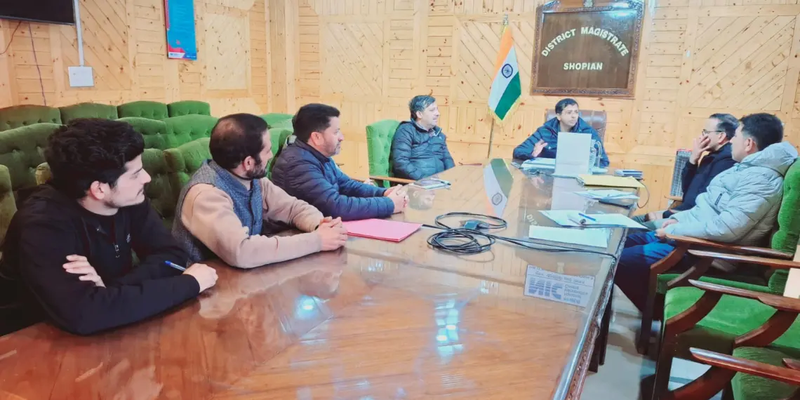 DEO Shopian chairs meeting of political parties to discuss issues regarding electoral practices