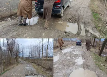 Inderkoot-Nowgam Link Road in Shambles: Residents and Students Suffer