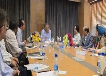 Union Secretary Reviews Food Distribution, Procurement in J&K