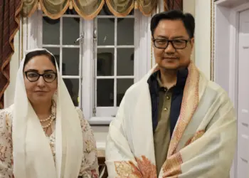 Dr Darakhshan Andrabi Meets Kiren Rijiju in Srinagar, Discusses Waqf Reforms and Development Plans