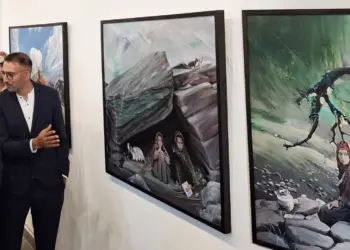 Minister Satish Kumar Sharma Inaugurates Muneer Ali Khan’s Art Exhibition at Kala Kendra