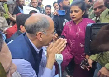 “We Are Sorry, We Too Have Lost Our Loved Ones, Your Pain Is Ours,” Says CM’s Advisor to Tourists