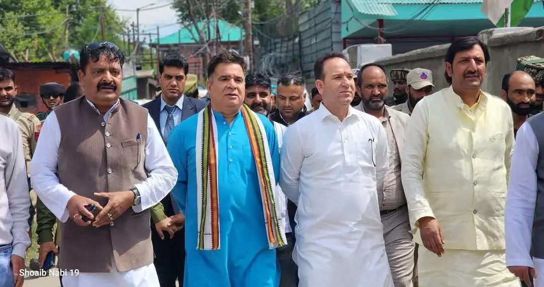 BJP Leaders Visit Family of Pahalgam Terror Attack Victim Syed Adil Hussain Shah to Offer Condolences