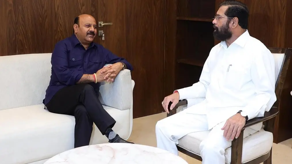 Dy CM Hails Safety Measures for J&K Residents in meeting with Eknath Shinde