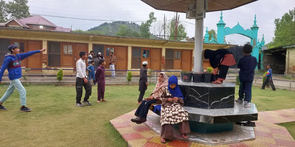 Darul Uloom Sheeri Shelters Over 200 Border Residents from Uri Sector