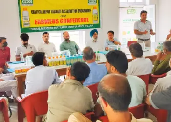 Nano Fertilizer Awareness Drive Held in Ratnipora to Boost Sustainable Farming
