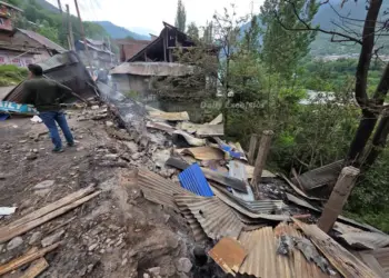 کرناہ میں قیامت خیز گولہ باری: سرحدی عوام بے یار و مددگار، تحفظ و امداد کی فوری اپیل.