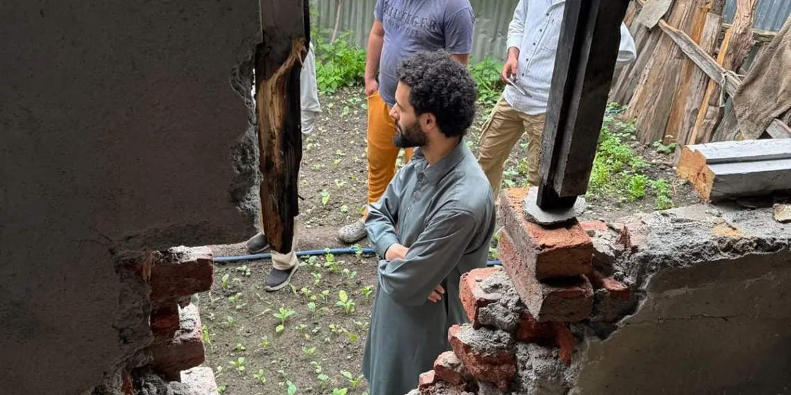 عوامی اتحاد پارٹی کے وفد کا کرناہ کا دورہ