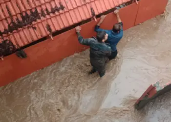 Indian Army Conducts Flood Rescue Ops in Khadki Village, Ahmednagar