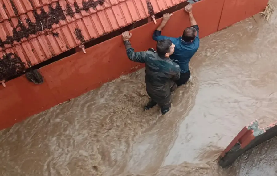 Indian Army Conducts Flood Rescue Ops in Khadki Village, Ahmednagar